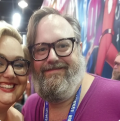 Couple smiling together in a Soda Peak customer testimonial section